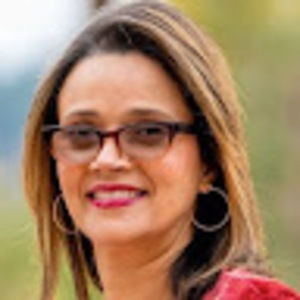 Meet your Posher, Carmen julissa